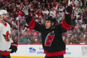 ”En ole vielä valmis” – Sebastian Ahon manttelinperijä pakottaa NHL:n katsomaan uudestaan