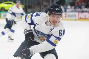Aleksander Barkovin ketjussa nähtiin heti jotain lupaavaa – Mikael Granlund huomasi saman