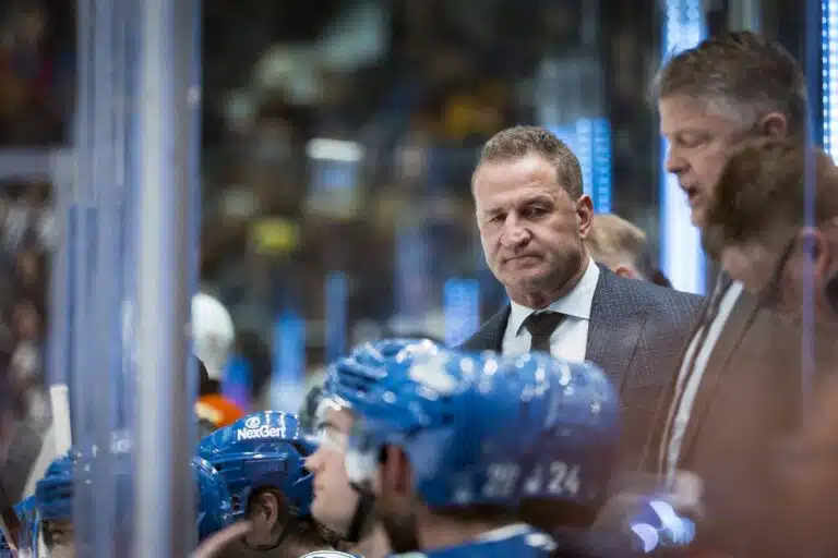 Leijona-tähden NHL-seurassa vedettiin rajusti liipaisimesta – legenda joutui tykinruoaksi