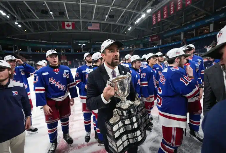 Toronto etsii päävalmentajaa – Jussi Ahokkaan kohtelu herätti voimakkaita reaktioita