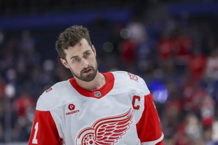 NHL-kapteenin tarinassa on yksityiskohta, joka on jäänyt monelta huomaamatta