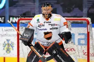 Liigan finaalivahti vaihtaa maisemaa – saksalaisseura nappasi NHL-varauksen