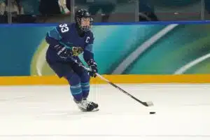 Suomalainen kiekkotähti lähtee kohti uusia haasteita – Naisleijona liittyy huippuseuraan