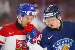 Vancouver löysi Quinn Hughes -kaupasta helmen – miljoonasopimus teini-ihmeelle