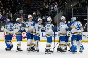 NHL-pomo latasi suorat sanat – nyt seurassa halutaan muuttaa kaikki