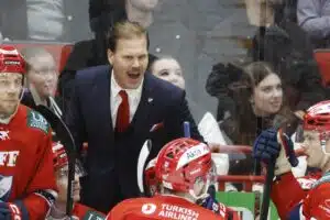 HIFK:n päävalmentaja Olli Jokinen