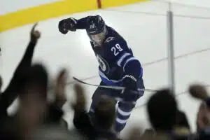 Patrik Laine matkalla Teemu Selänteen jalanjälkiin?
